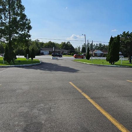 הייזלטון Mount Laurel Motel מראה חיצוני תמונה