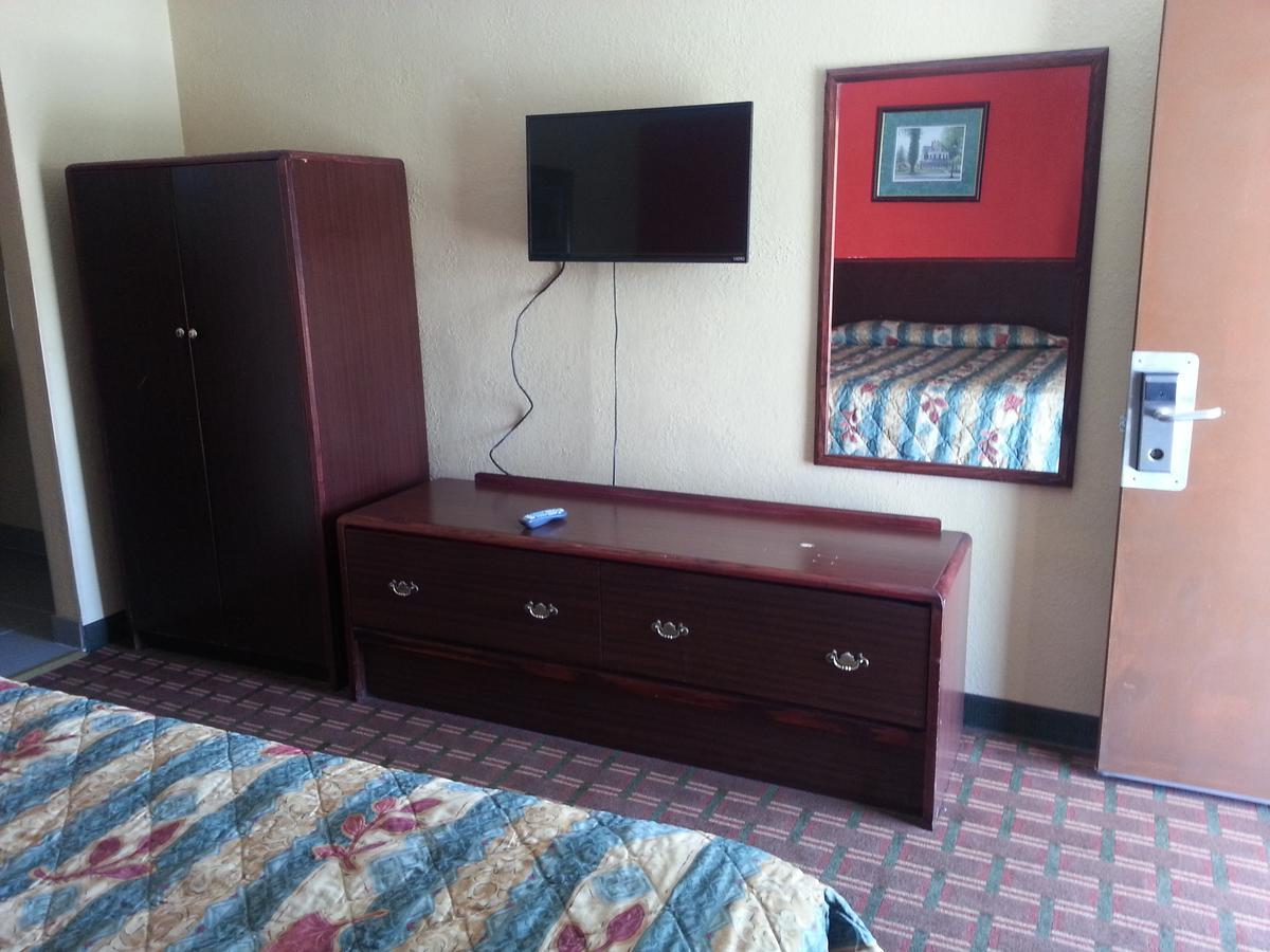 הייזלטון Mount Laurel Motel מראה חיצוני תמונה